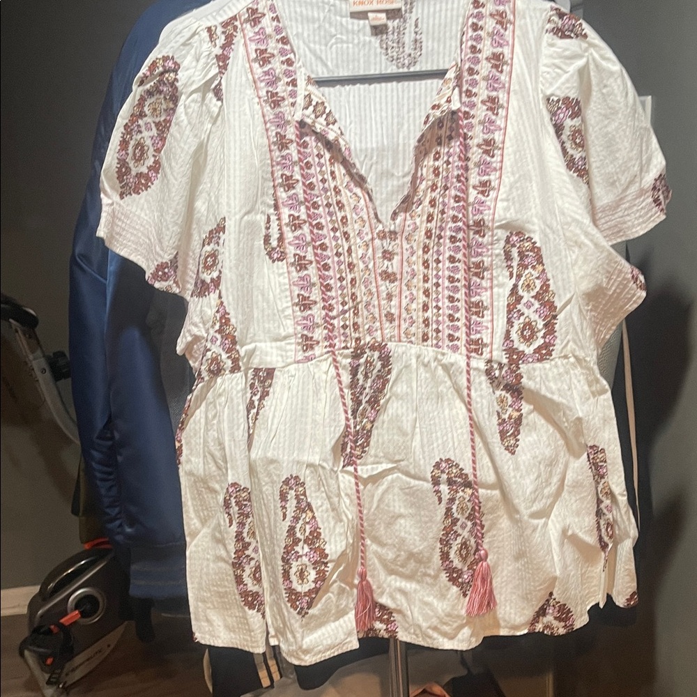 Knox Rose White and Pink Patterned Blouse